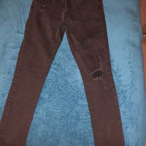 Women’s Levi jeans